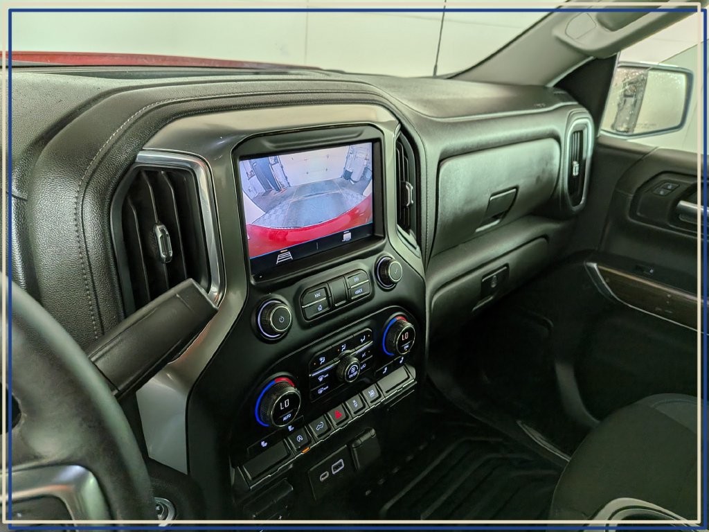 Used 2021 Chevrolet Silverado 1500 LT AWD/4WD image 23