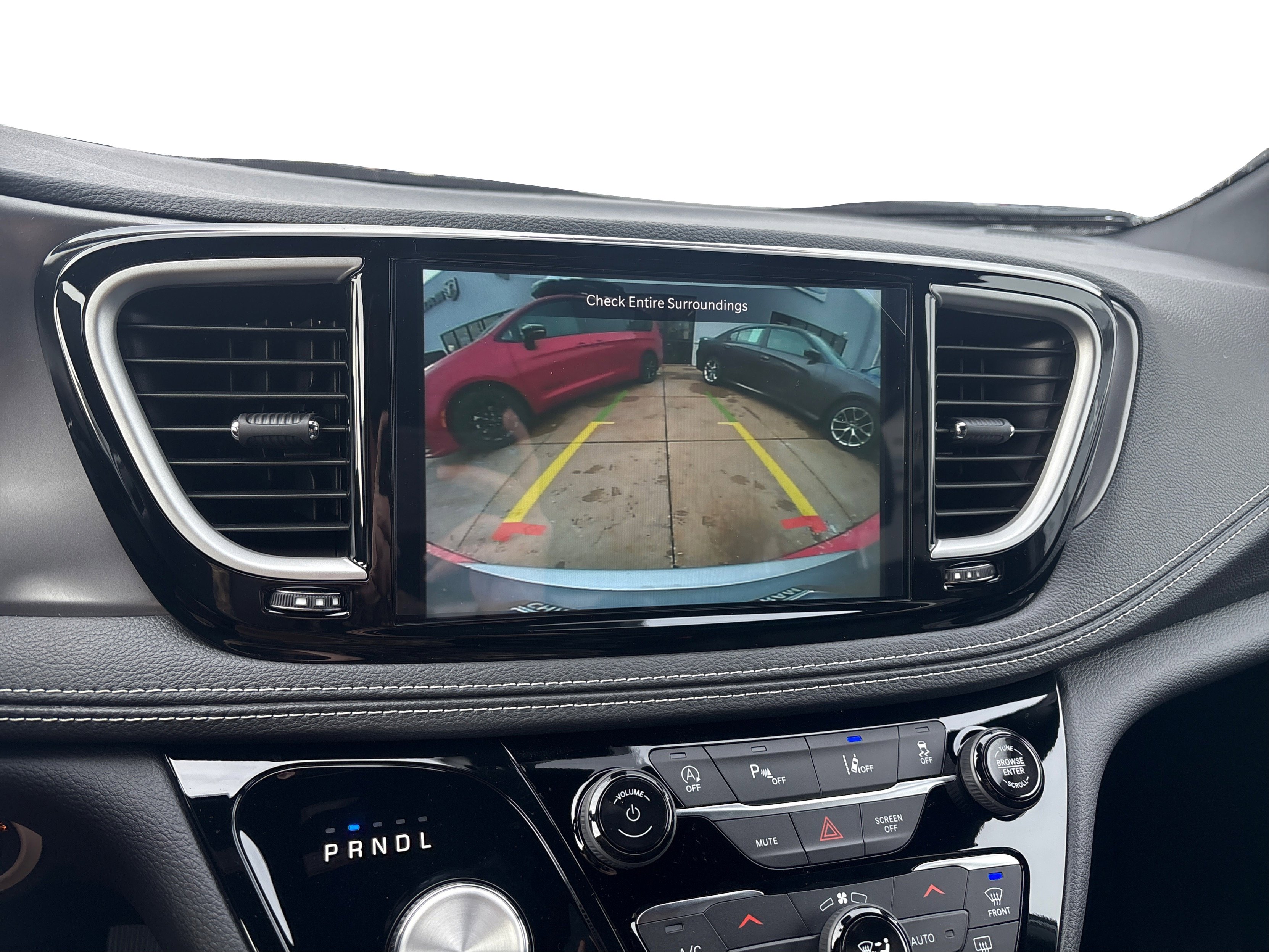 New 2026 Chrysler Pacifica Select image 25