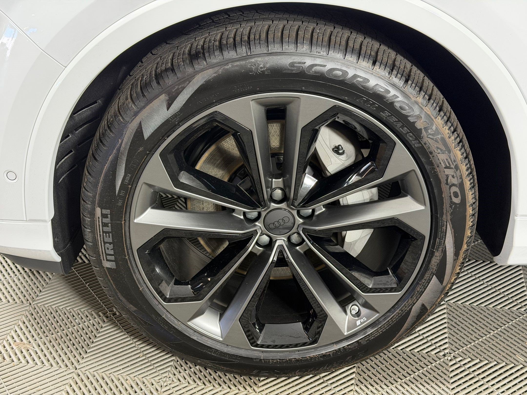 New 2026 Audi Q7 Premium Plus AWD/4WD image 13
