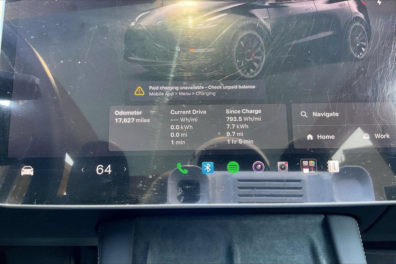 Used 2025 Tesla Model Y Performance AWD/4WD image 10