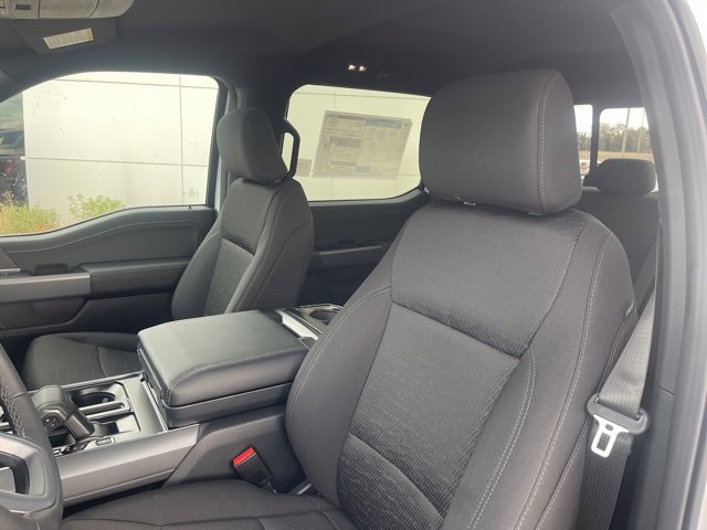 New 2025 Ford F150 XLT w/ Equipment Group 302A MID image 21