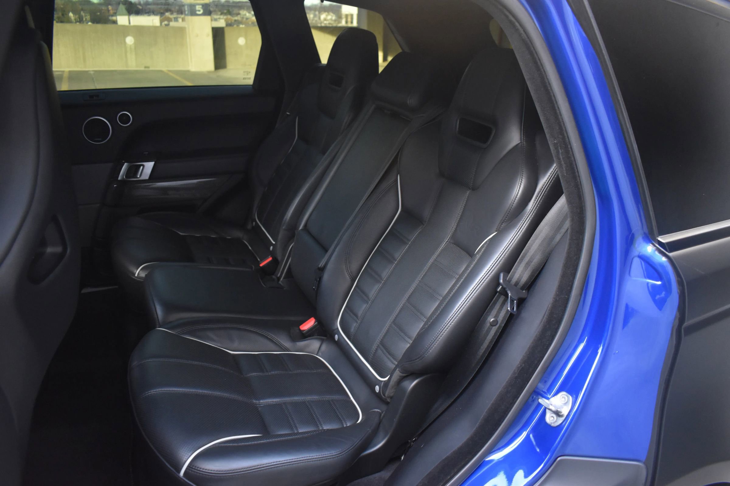 Used 2017 Land Rover Range Rover Sport SVR image 17