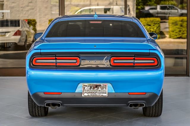 Used 2015 Dodge Challenger SXT Plus w/ Sound Group II RWD image 8