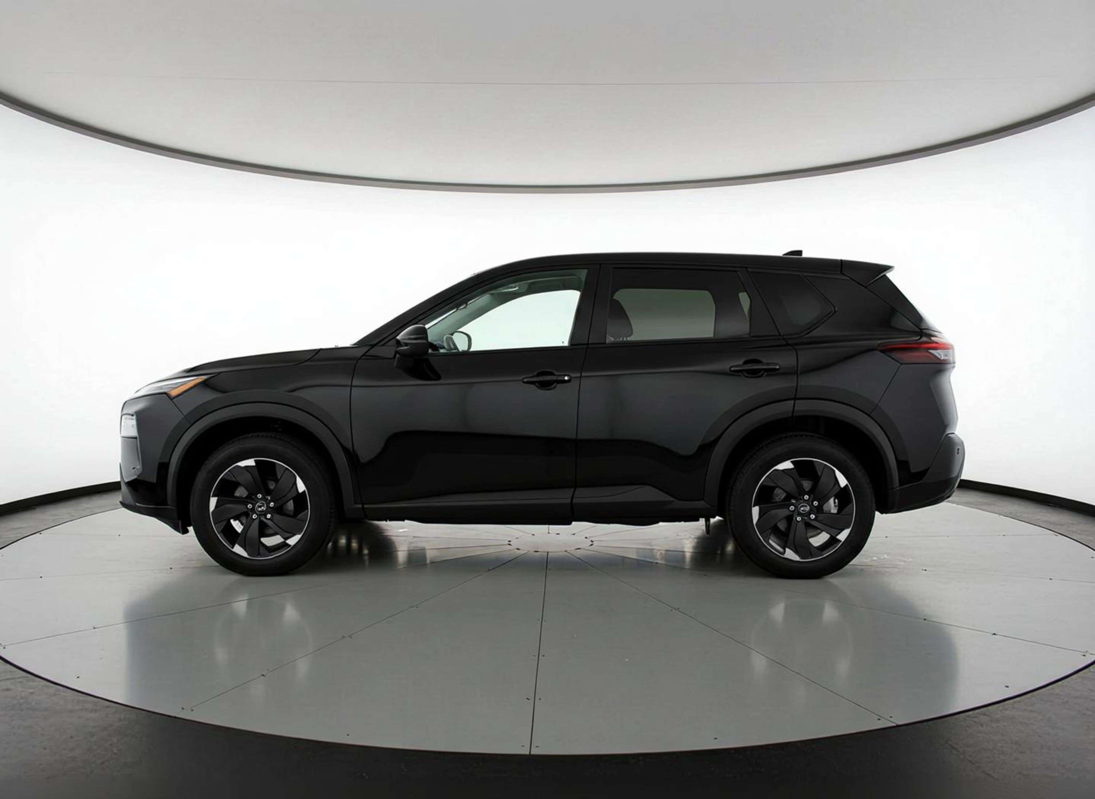 Used 2025 Nissan Rogue SV image 5