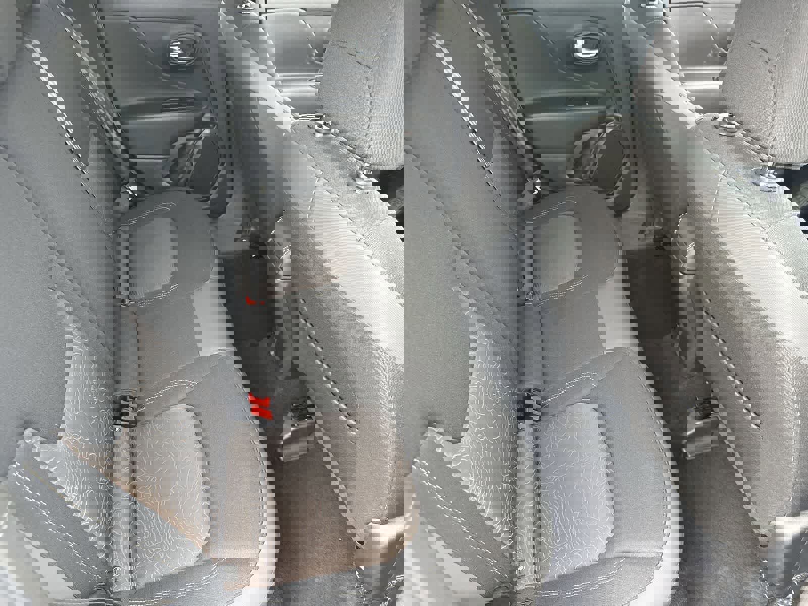 Used 2023 Jeep Renegade Latitude image 13