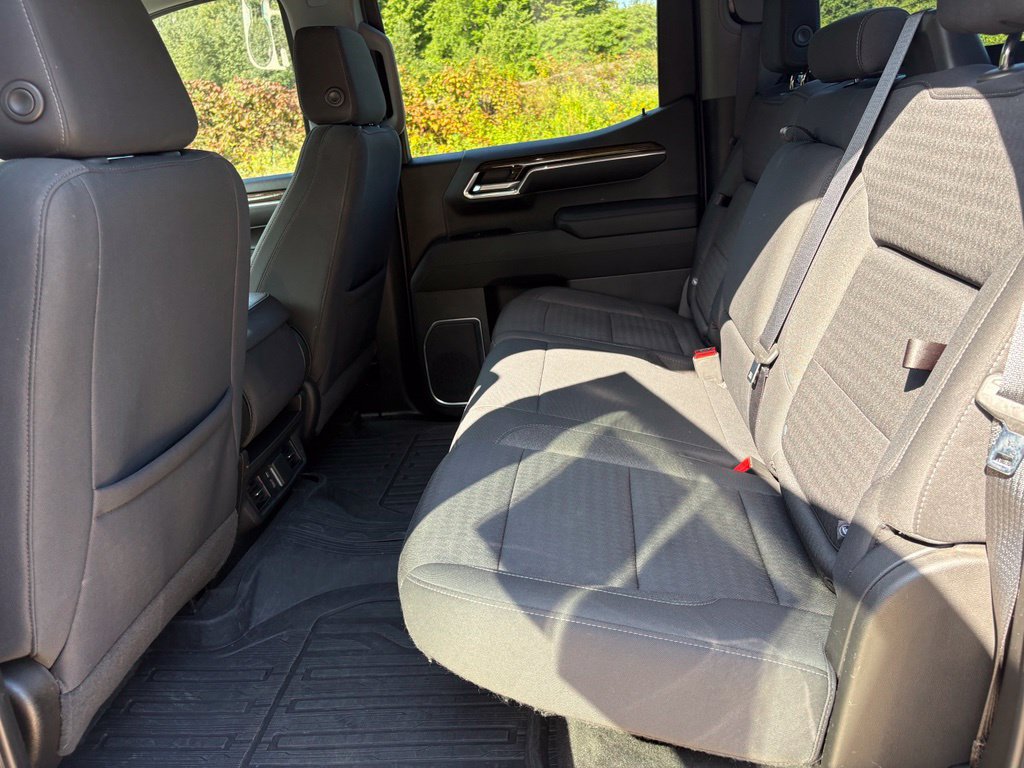 Used 2022 GMC Sierra 1500 Elevation w/ LPO, Elevation Black Package AWD/4WD image 46