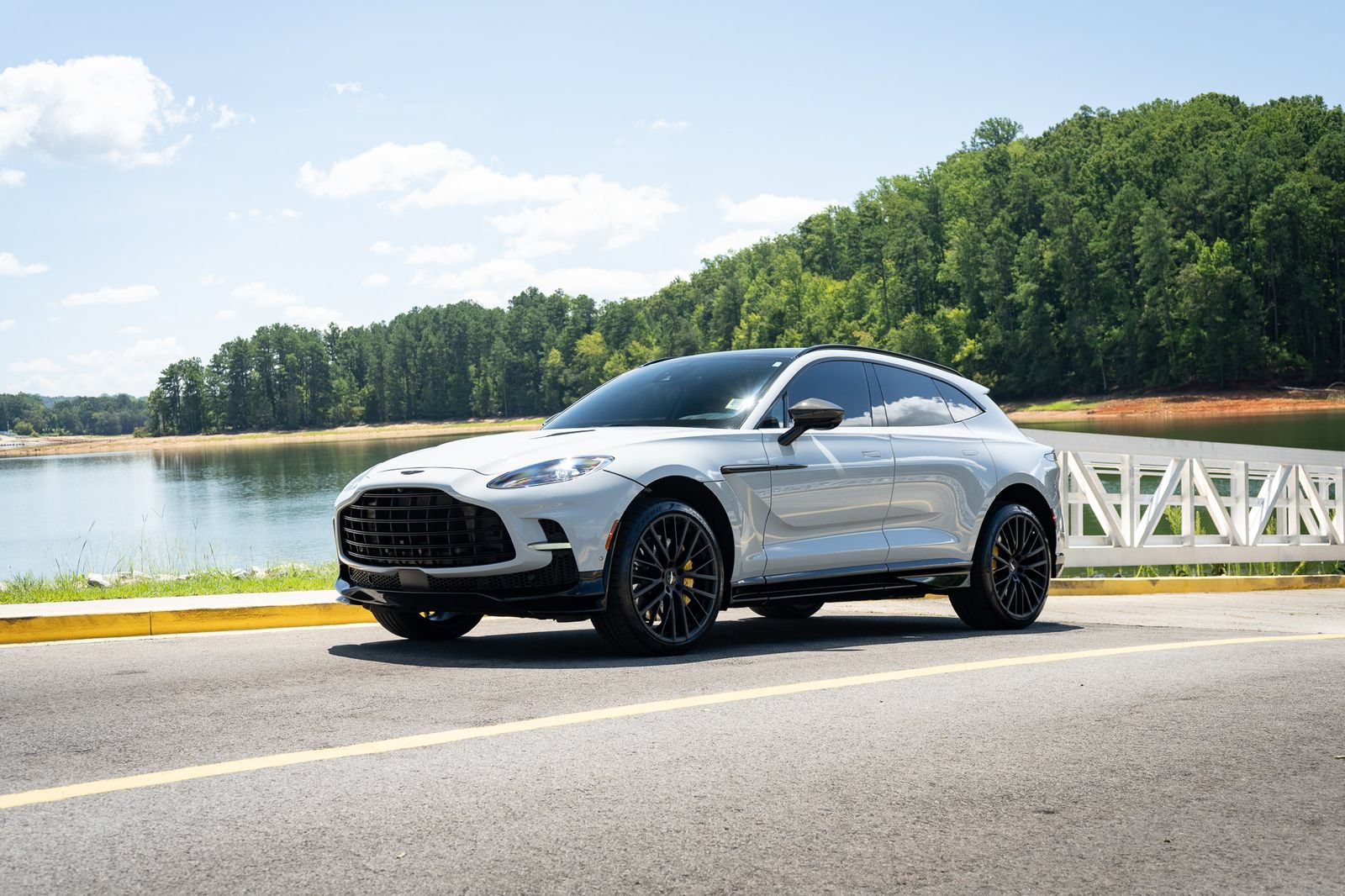 Used 2023 Aston Martin DBX 707 AWD/4WD image 4