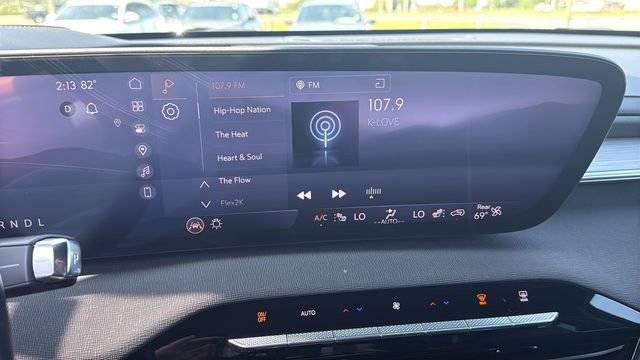 Used 2025 Buick Enclave Preferred FWD image 19