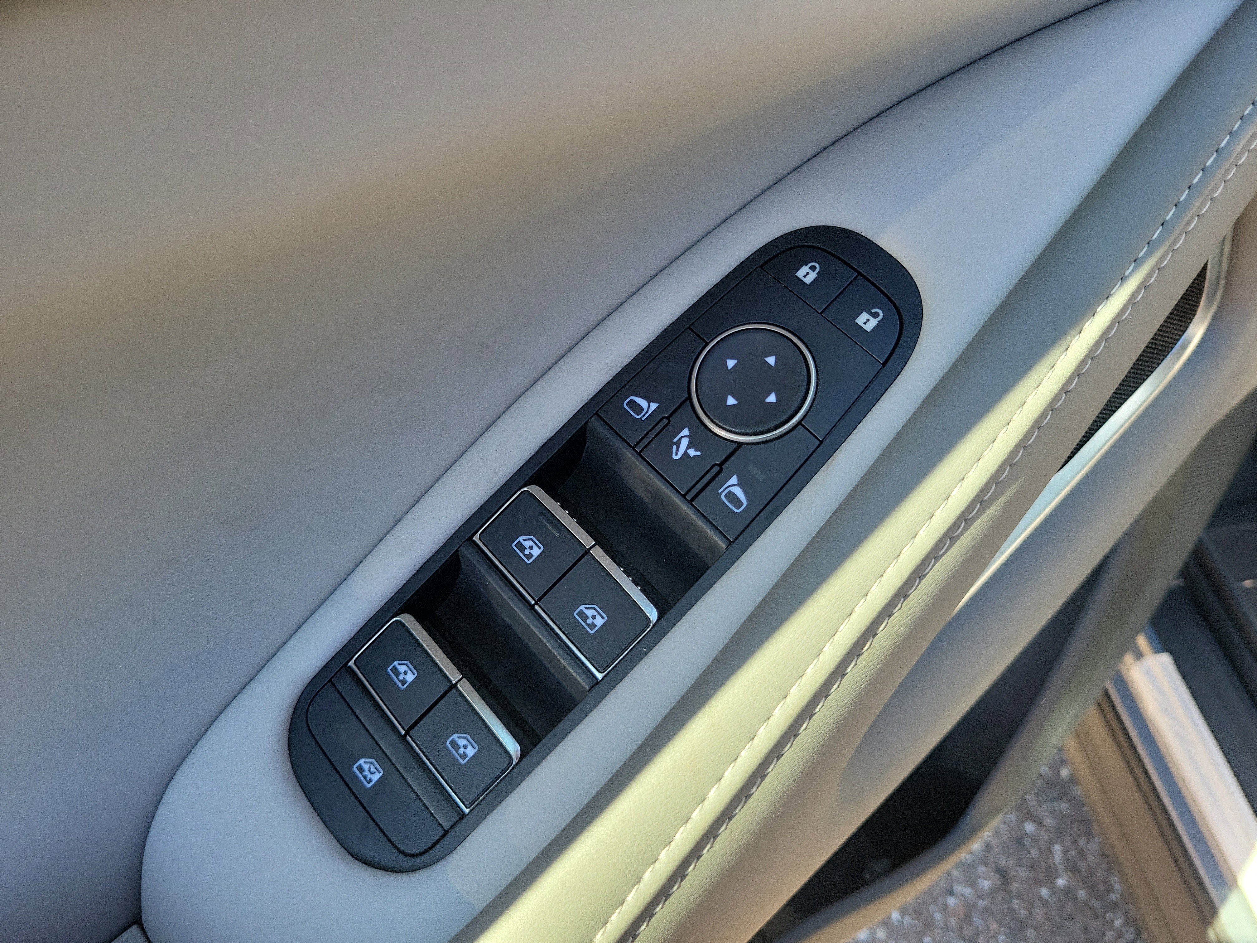 New 2026 INFINITI QX60 Luxe w/ Cargo Package image 23