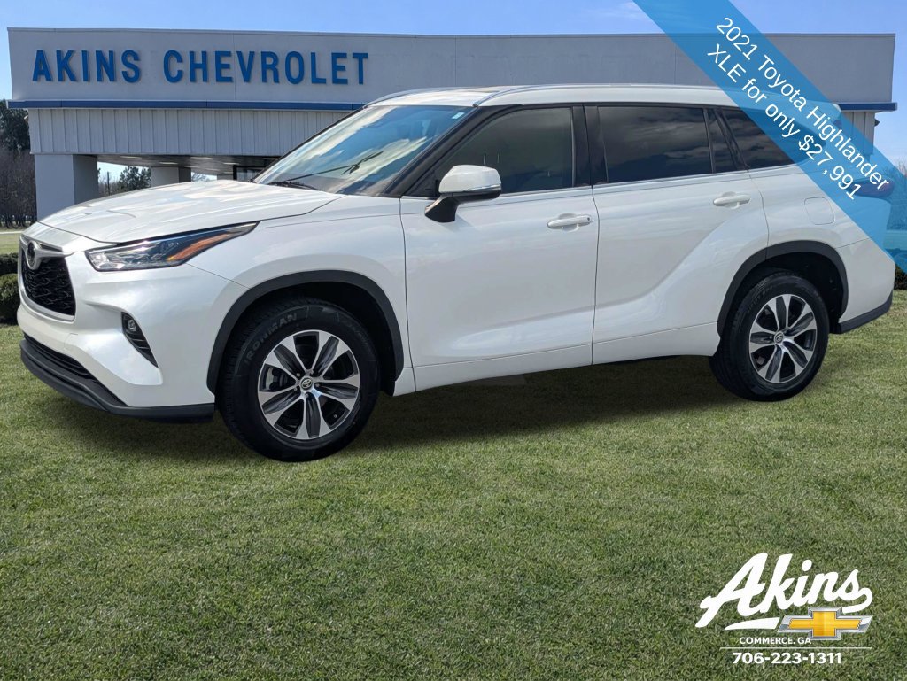Used 2021 Toyota Highlander XLE FWD image 8