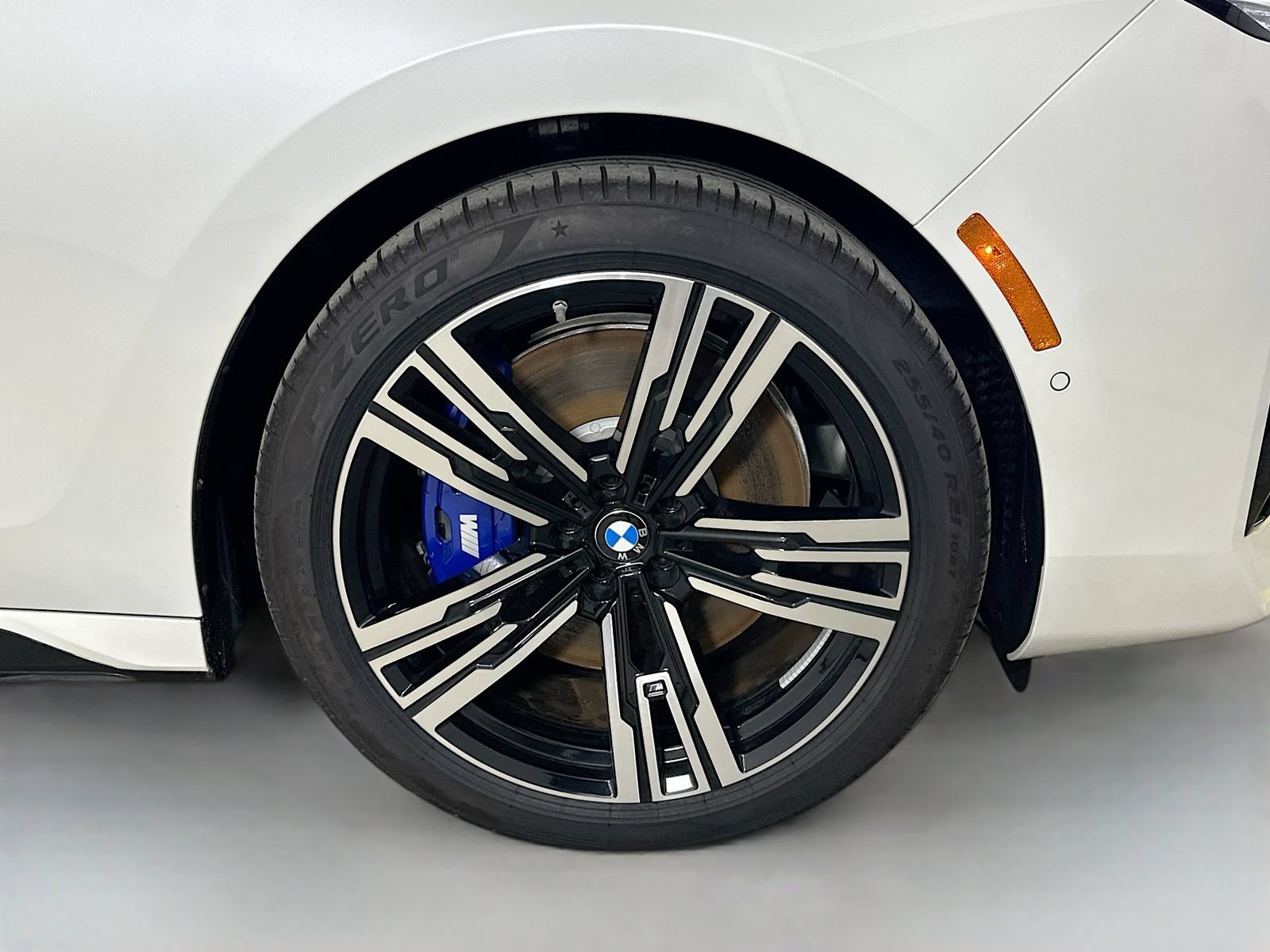 New 2026 BMW 760i xDrive w/ Executive Package AWD/4WD image 10