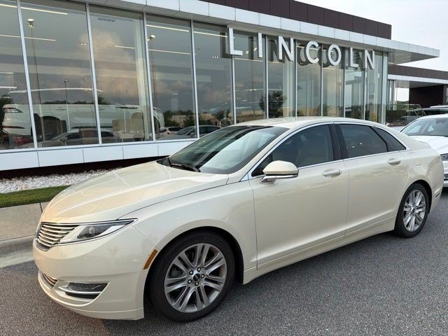 Used 2016 Lincoln MKZ w/ Equipment Group 200A Select FWD image 1