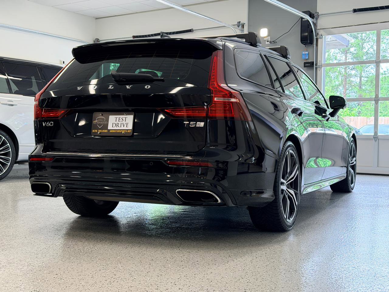 Used 2020 Volvo V60 T6 R-Design w/ Protection Package Premier FWD image 9