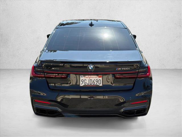 Used 2022 BMW M760i xDrive w/ Luxury Rear Seating Package AWD/4WD image 7