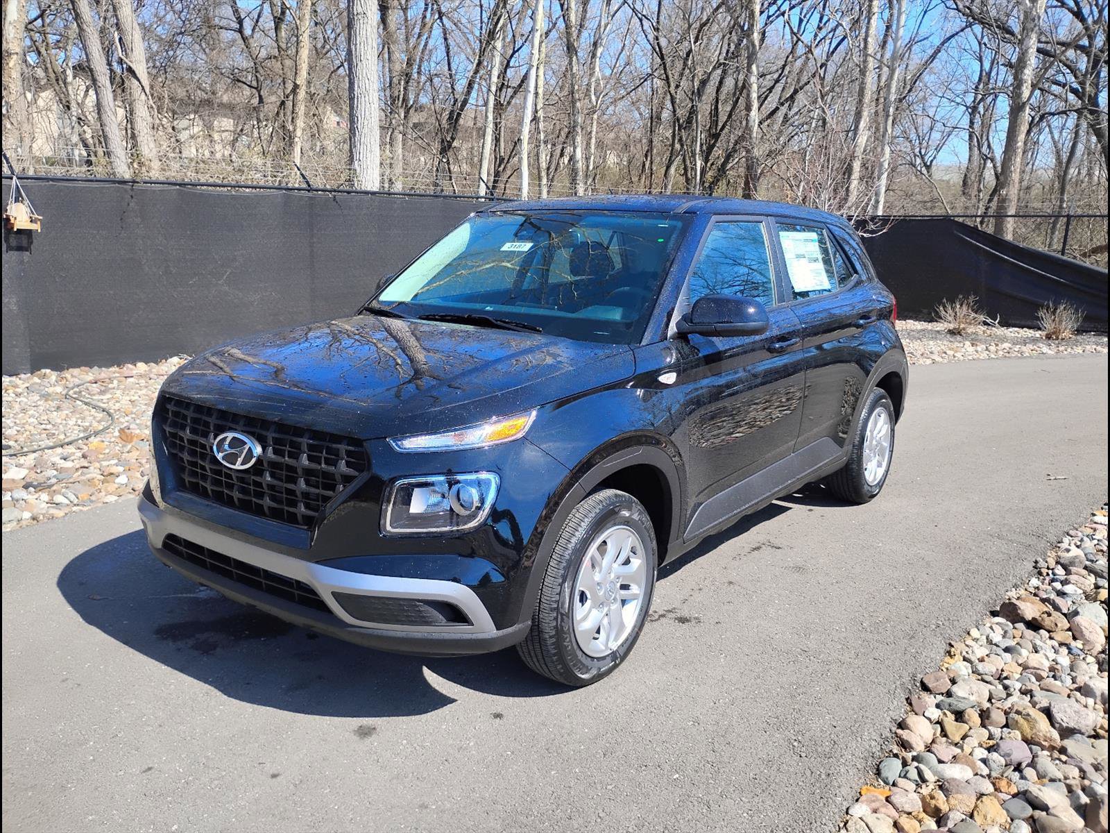 New 2026 Hyundai Venue SE FWD image 1