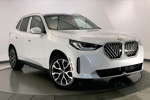 New 2026 BMW X3 xDrive30 w/ Premium Package image 11