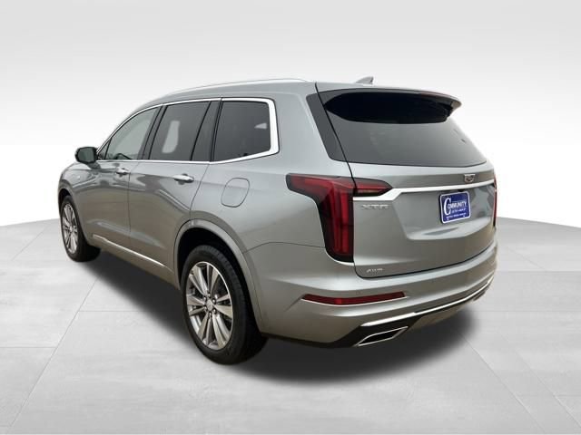 Used 2025 Cadillac XT6 Premium Luxury image 7