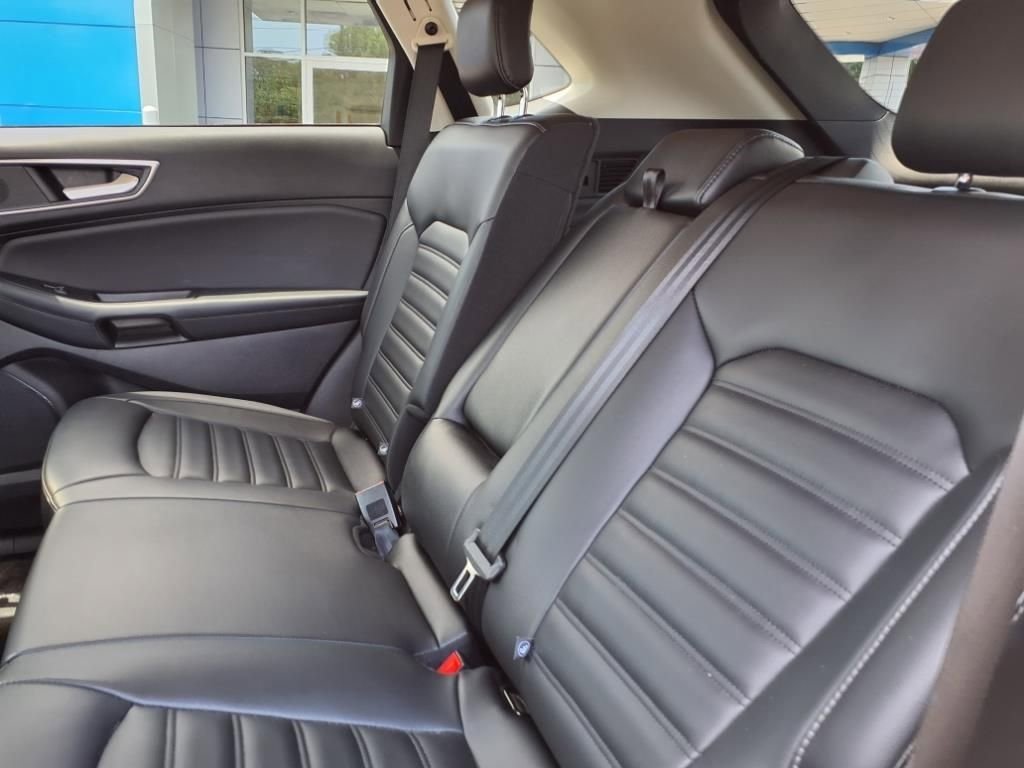 Used 2024 Ford Edge SEL image 31