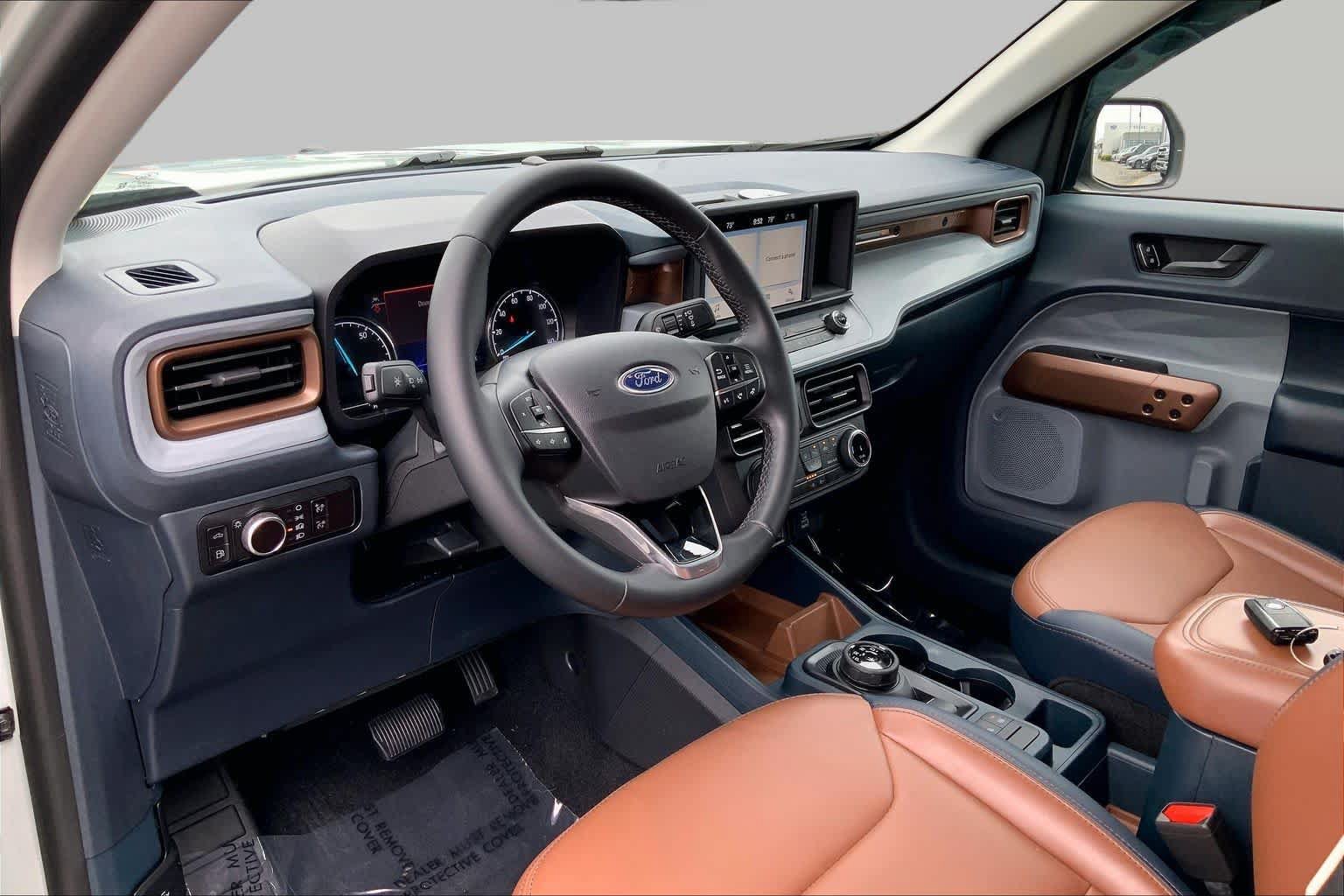 Used 2023 Ford Maverick Lariat FWD image 16