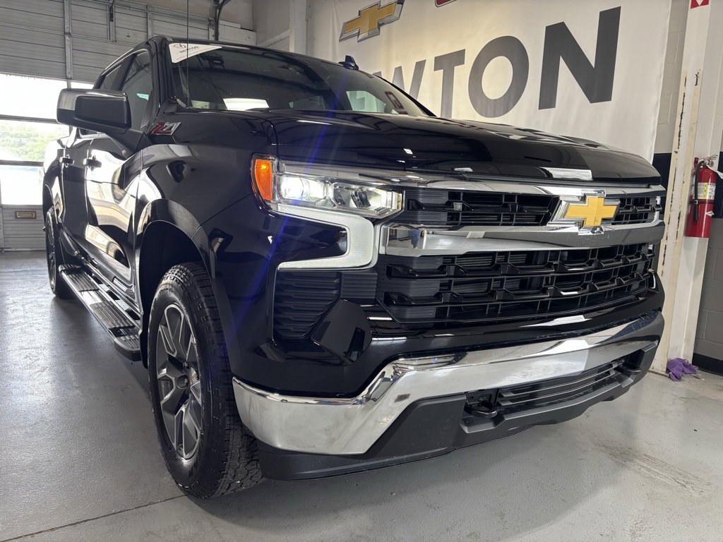 New 2025 Chevrolet Silverado 1500 LT w/ Z71 Off-Road Package image 35