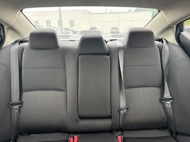 Used 2025 Nissan Altima 2.5 SV FWD image 24