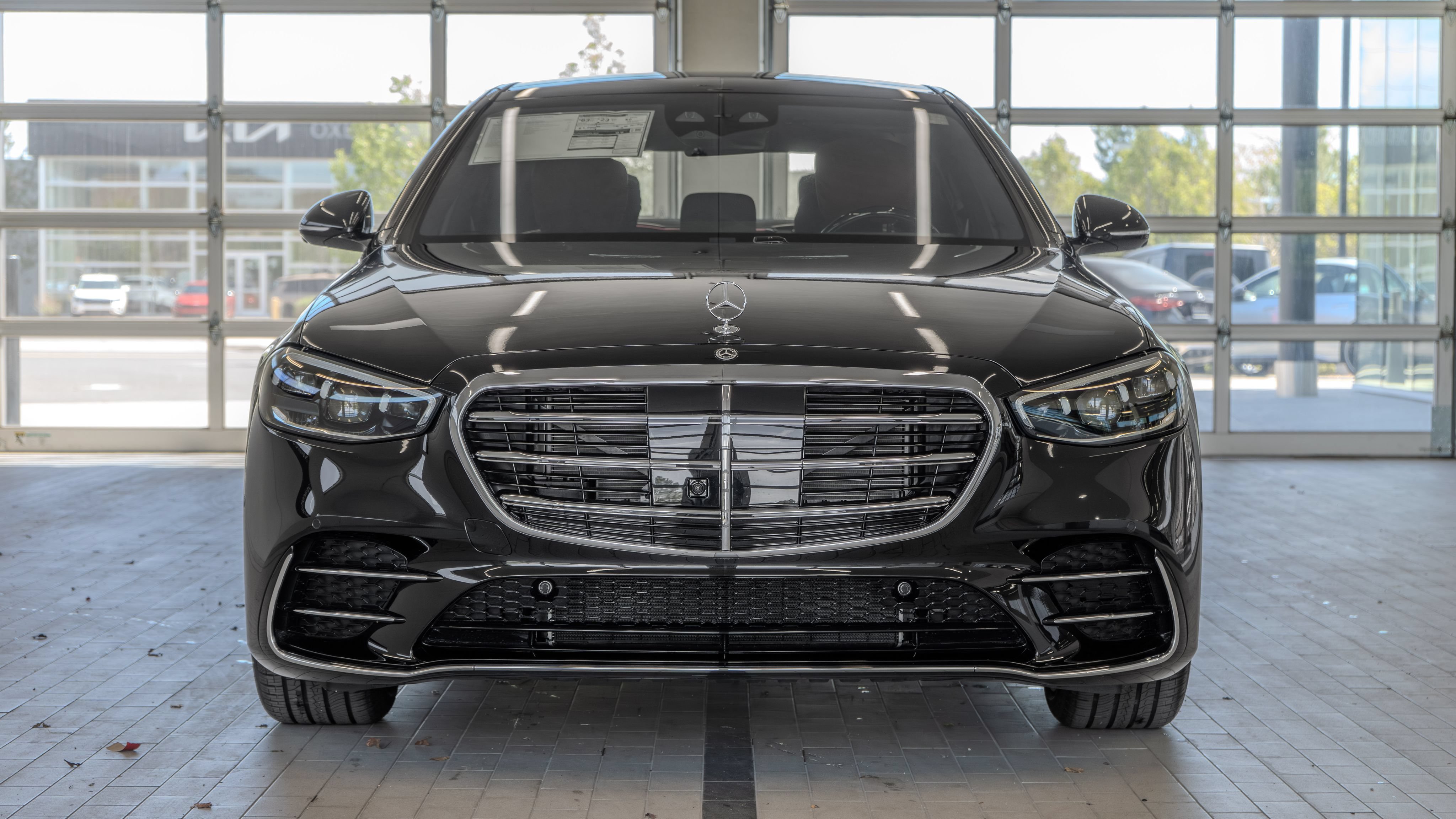 New 2026 Mercedes-Benz S 580e 4MATIC Sedan image 11