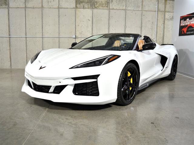 New 2025 Chevrolet Corvette E-Ray image 4