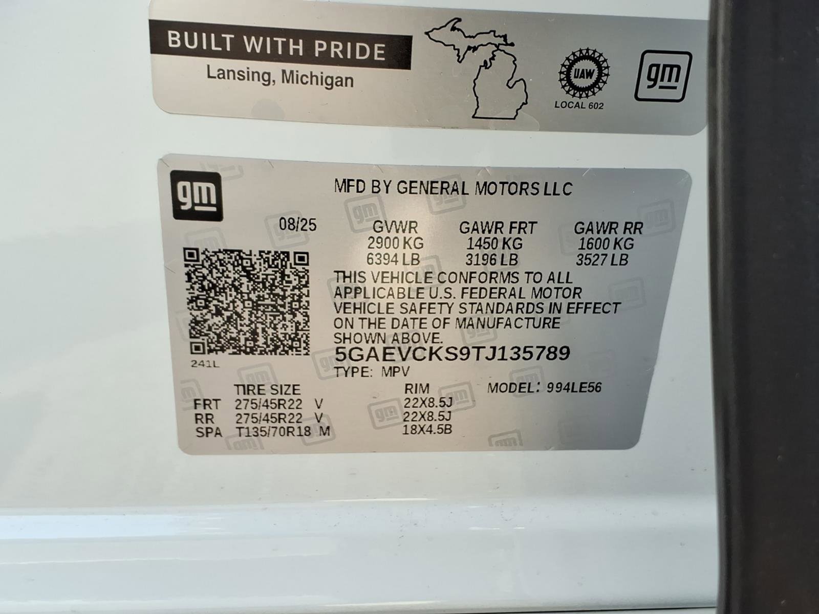 Certified 2026 Buick Enclave Avenir w/ Super Cruise Package AWD/4WD image 32