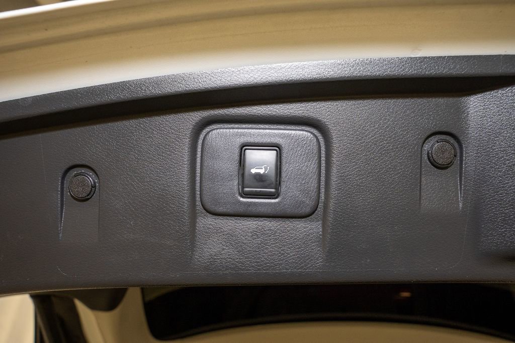 Used 2018 Nissan Murano SL image 7