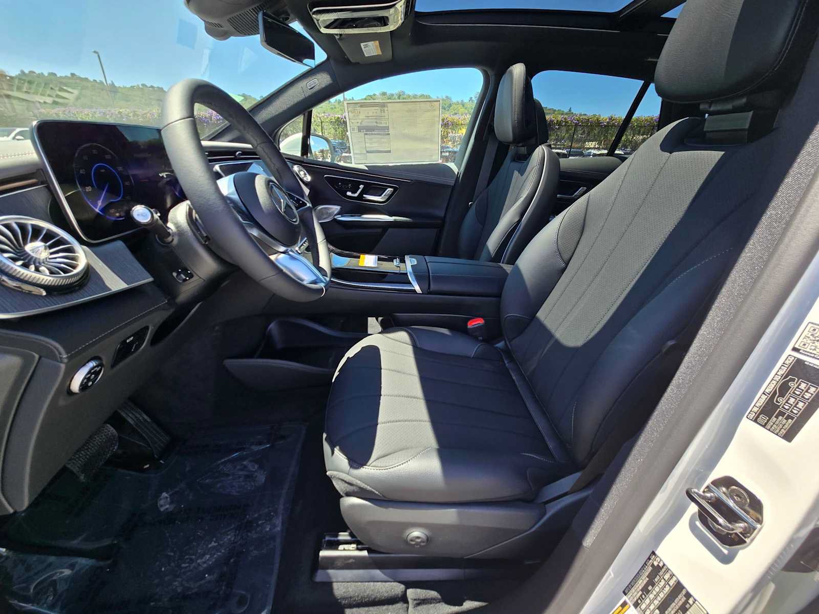 New 2026 Mercedes-Benz EQE 320 4MATIC SUV image 21