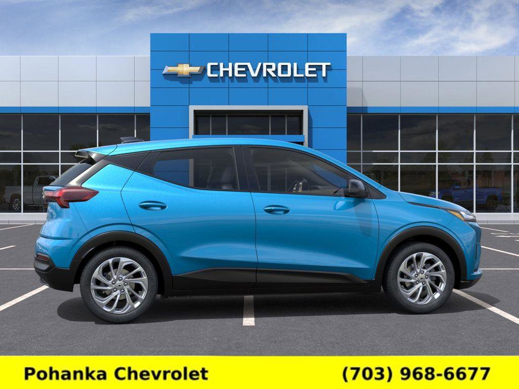 New 2027 Chevrolet Bolt LT FWD image 5