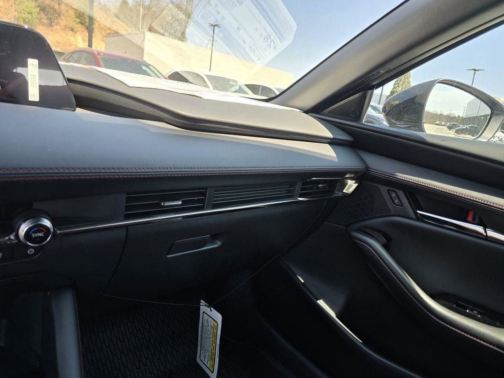 New 2026 MAZDA MAZDA3 Carbon image 24