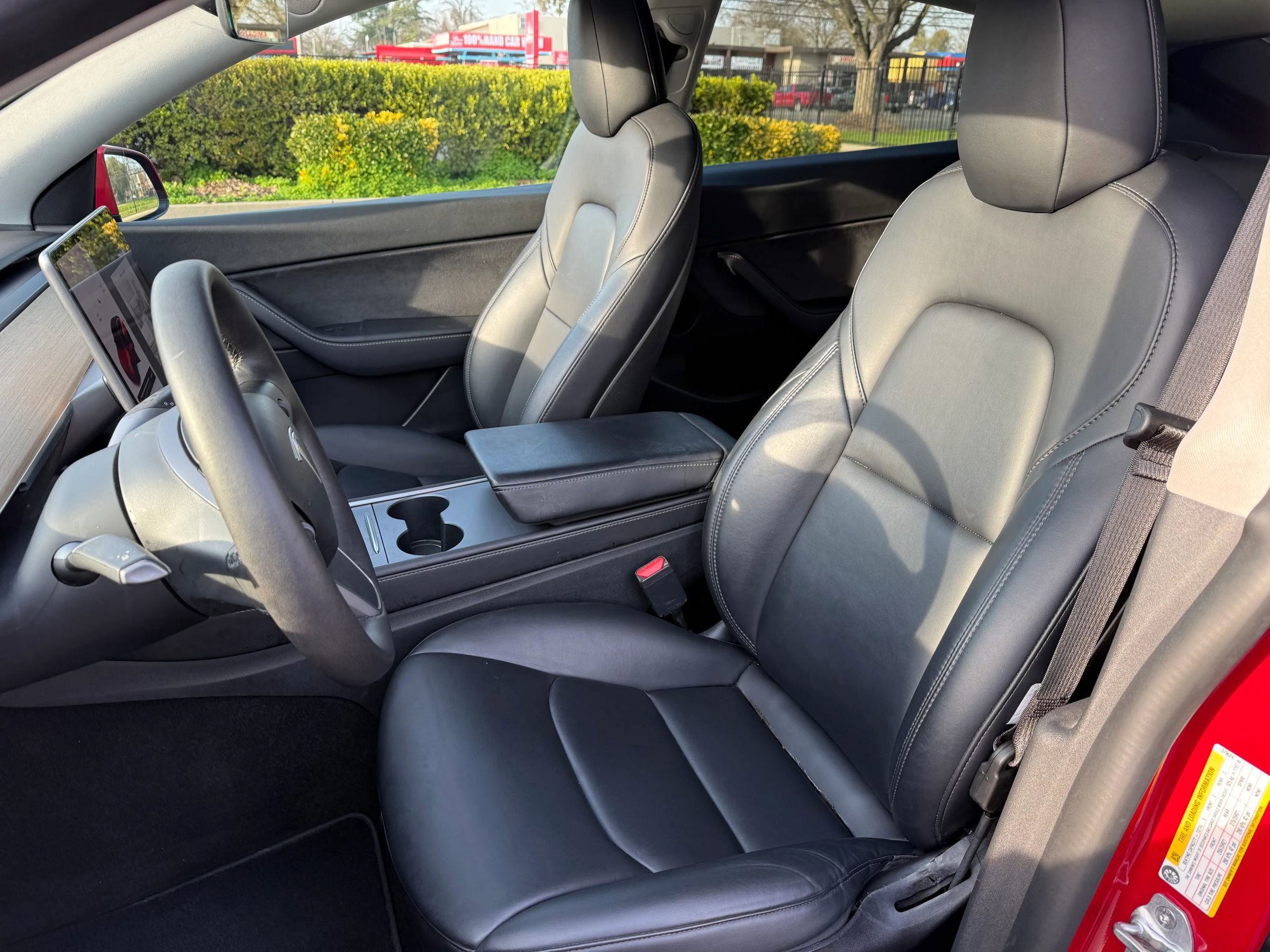 Used 2022 Tesla Model Y Performance image 11