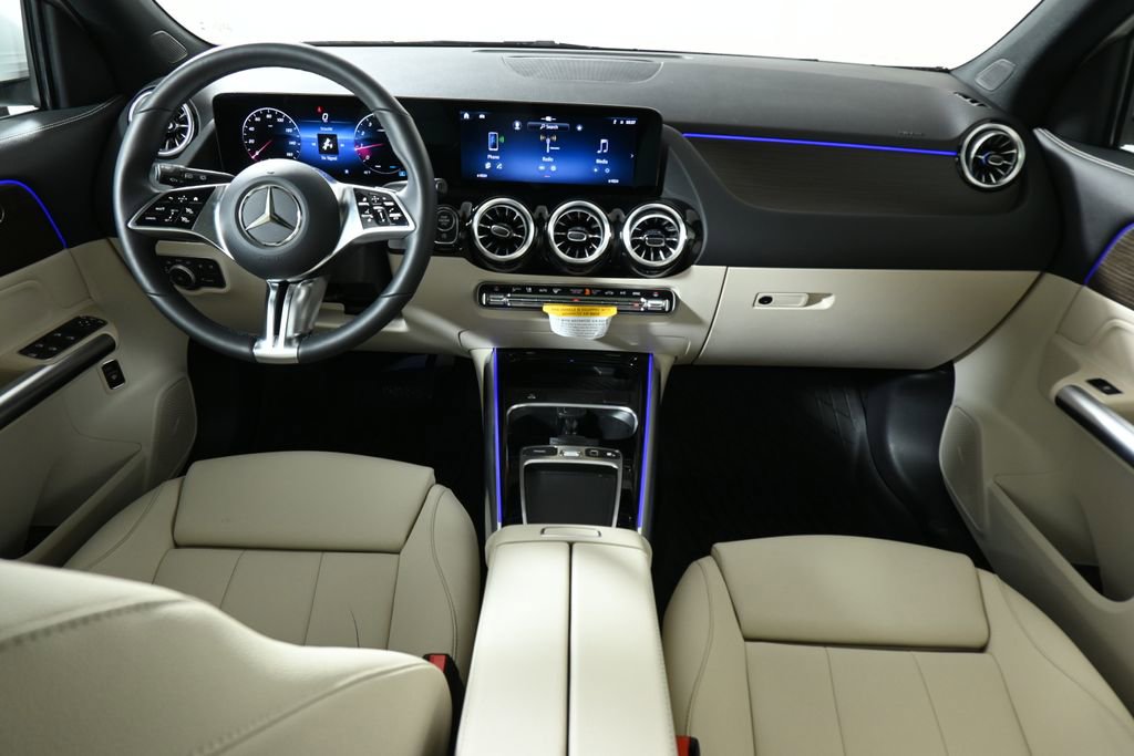 Certified 2026 Mercedes-Benz GLA 250 4MATIC image 4