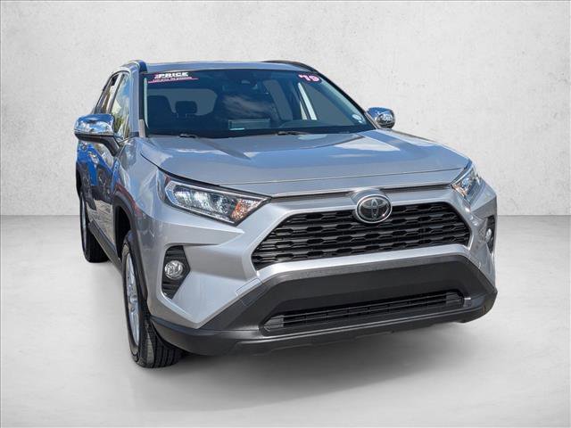Used 2019 Toyota RAV4 XLE w/ Convenience Package image 3