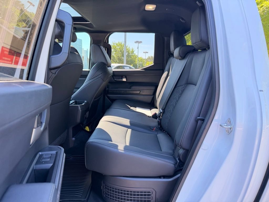 Used 2025 Toyota Tacoma Limited AWD/4WD image 16