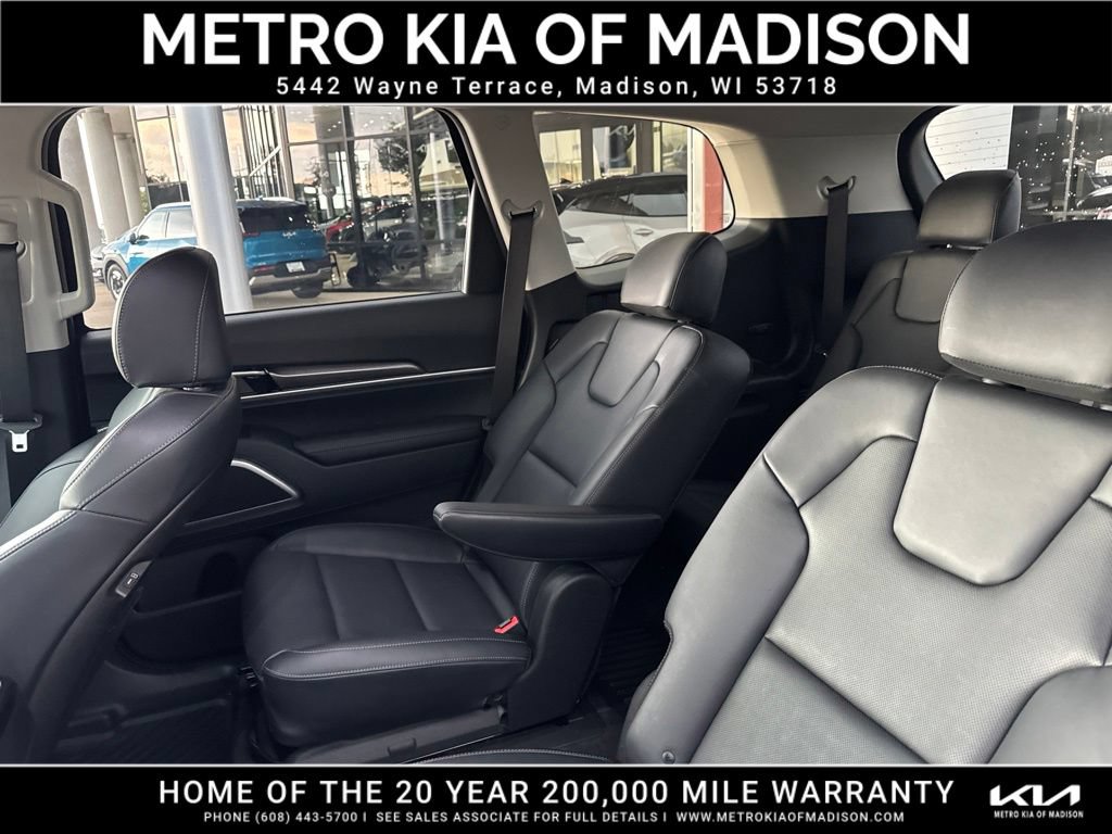 Used 2025 Kia Telluride S AWD/4WD image 31