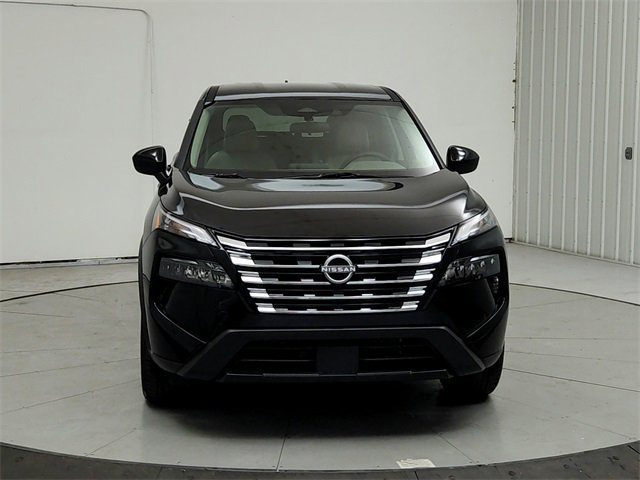 New 2025 Nissan Rogue SV image 2