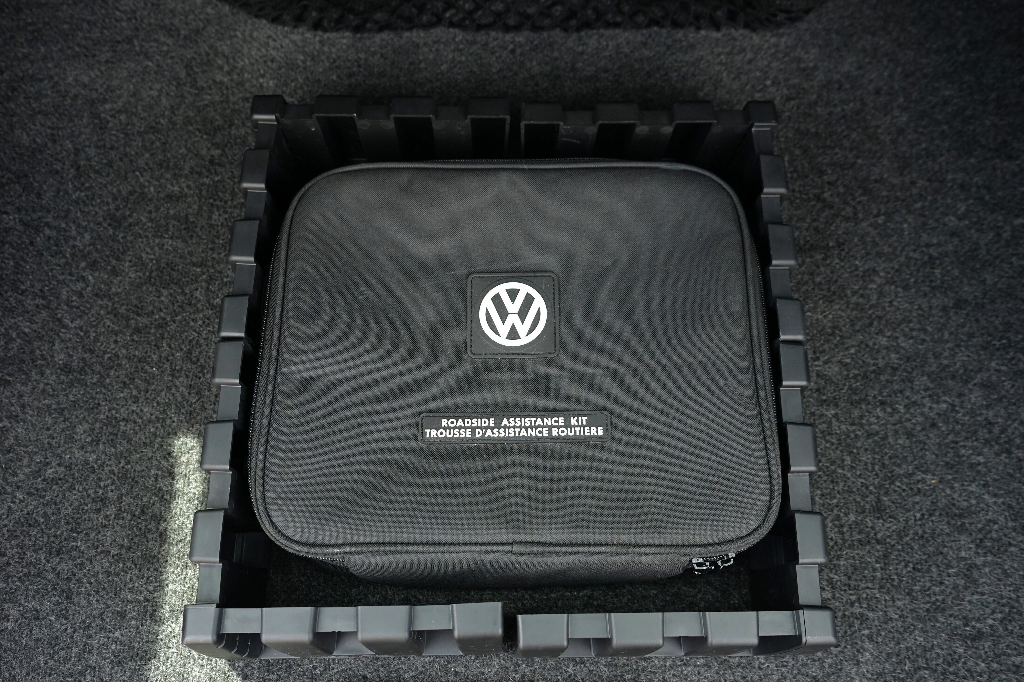 Used 2018 Volkswagen Golf SE FWD image 39