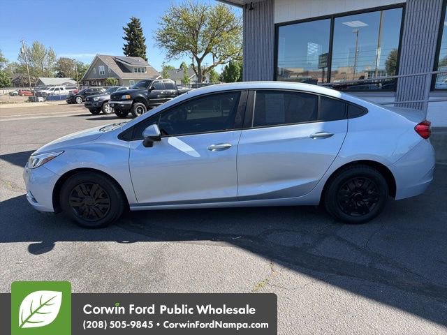 Used 2017 Chevrolet Cruze LS FWD image 8