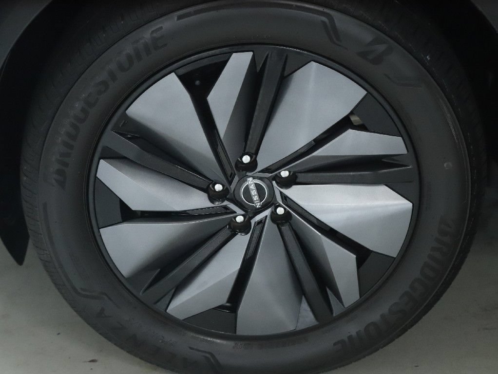 Certified 2023 Nissan Ariya FWD image 38