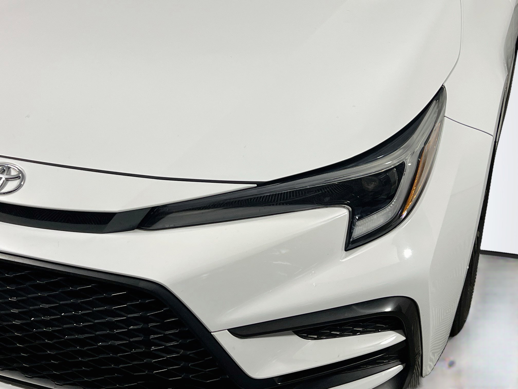 Used 2023 Toyota Corolla SE FWD image 12