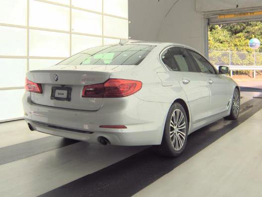 Used 2018 BMW 530i RWD image 2