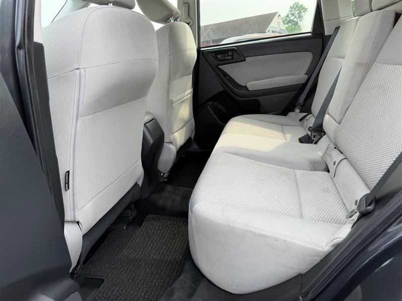 Used 2015 Subaru Forester 2.5i Premium w/ All-Weather Package AWD/4WD image 22