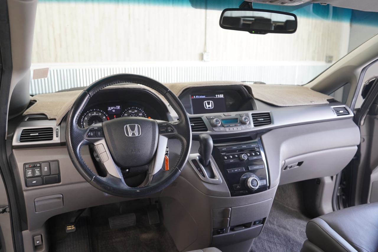 Used 2011 Honda Odyssey EX-L image 11