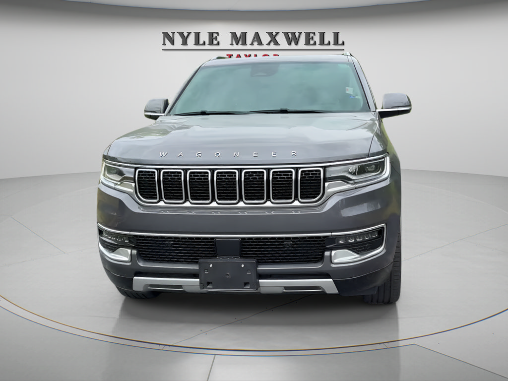 Used 2022 Jeep Wagoneer Series II w/ Premium Group I RWD image 2