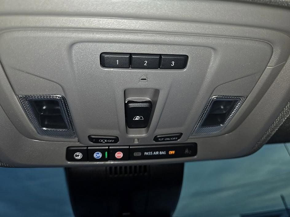 Used 2023 Chevrolet Silverado 1500 RST w/ Redline Edition image 25