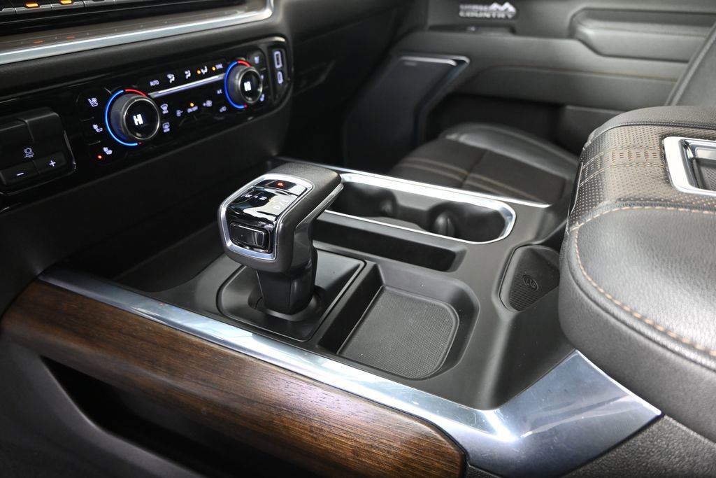 Used 2022 Chevrolet Silverado 1500 High Country w/ High Country Premium Package image 32