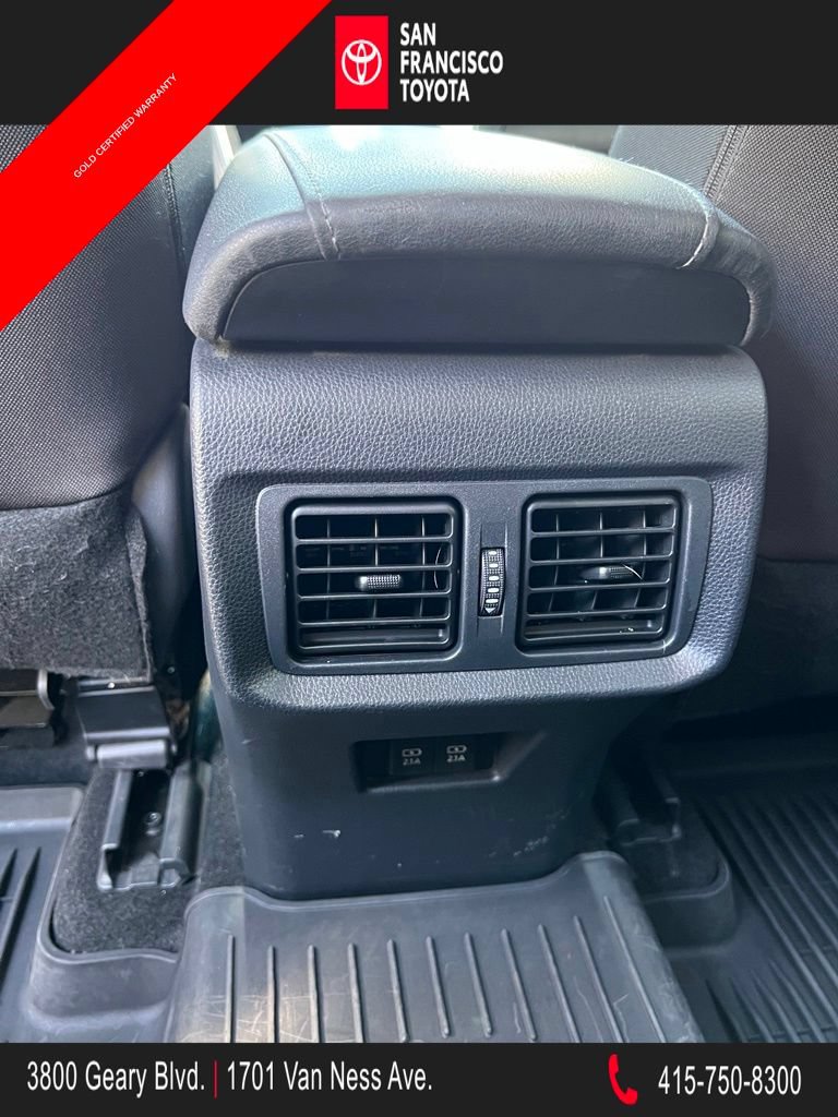 Certified 2021 Toyota Venza LE AWD/4WD image 17