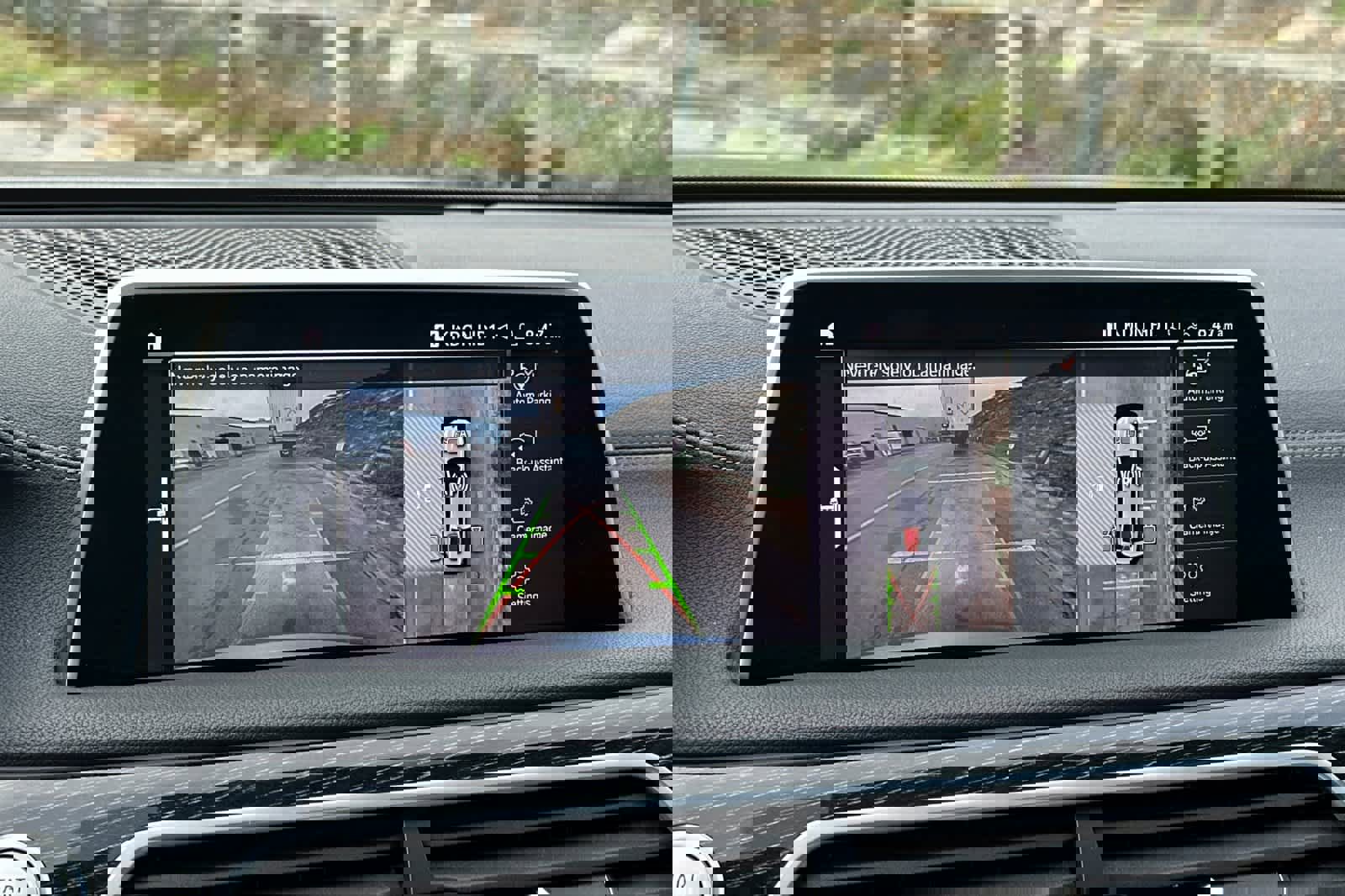 Used 2022 BMW 740i w/ M Sport Package image 21